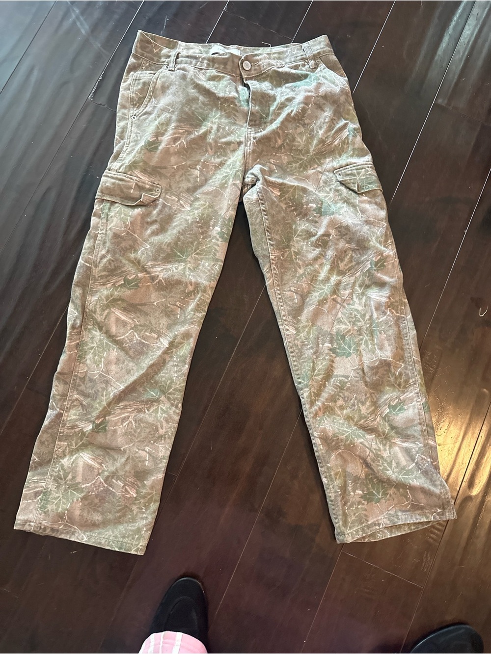 PacSun Men's Olive Green Camo Cargo Pants